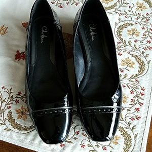 Cole Haan black patent flats size. Size 11m